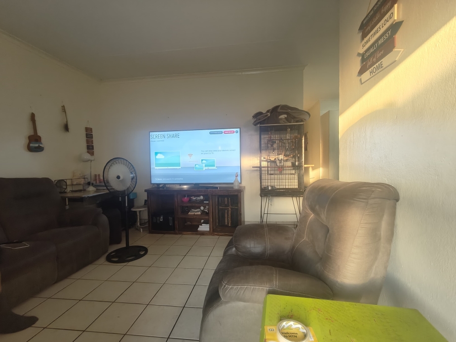 4 Bedroom Property for Sale in Waterval East North West